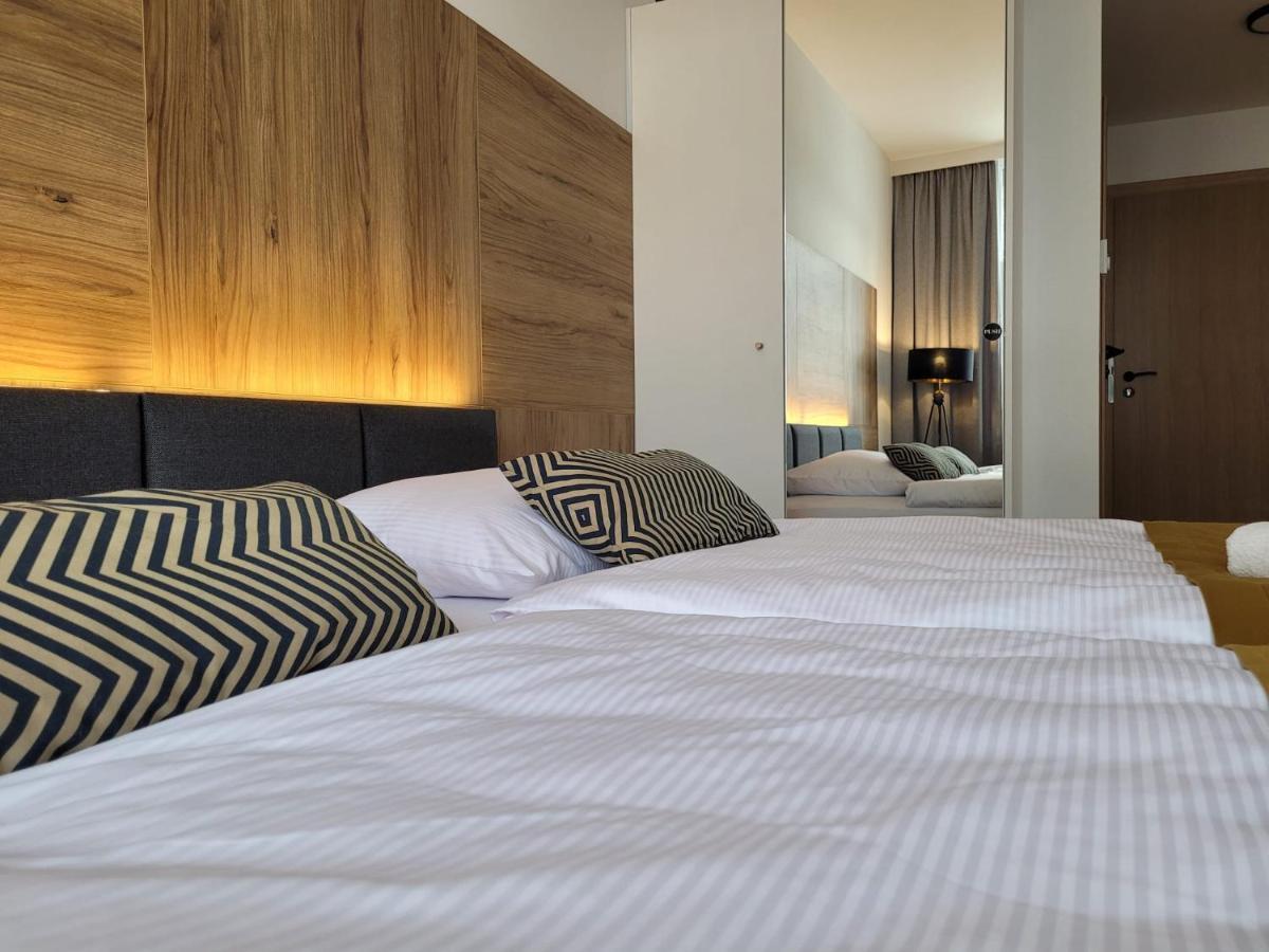Good Sleep Bed and Breakfast Kolonowskie Εξωτερικό φωτογραφία