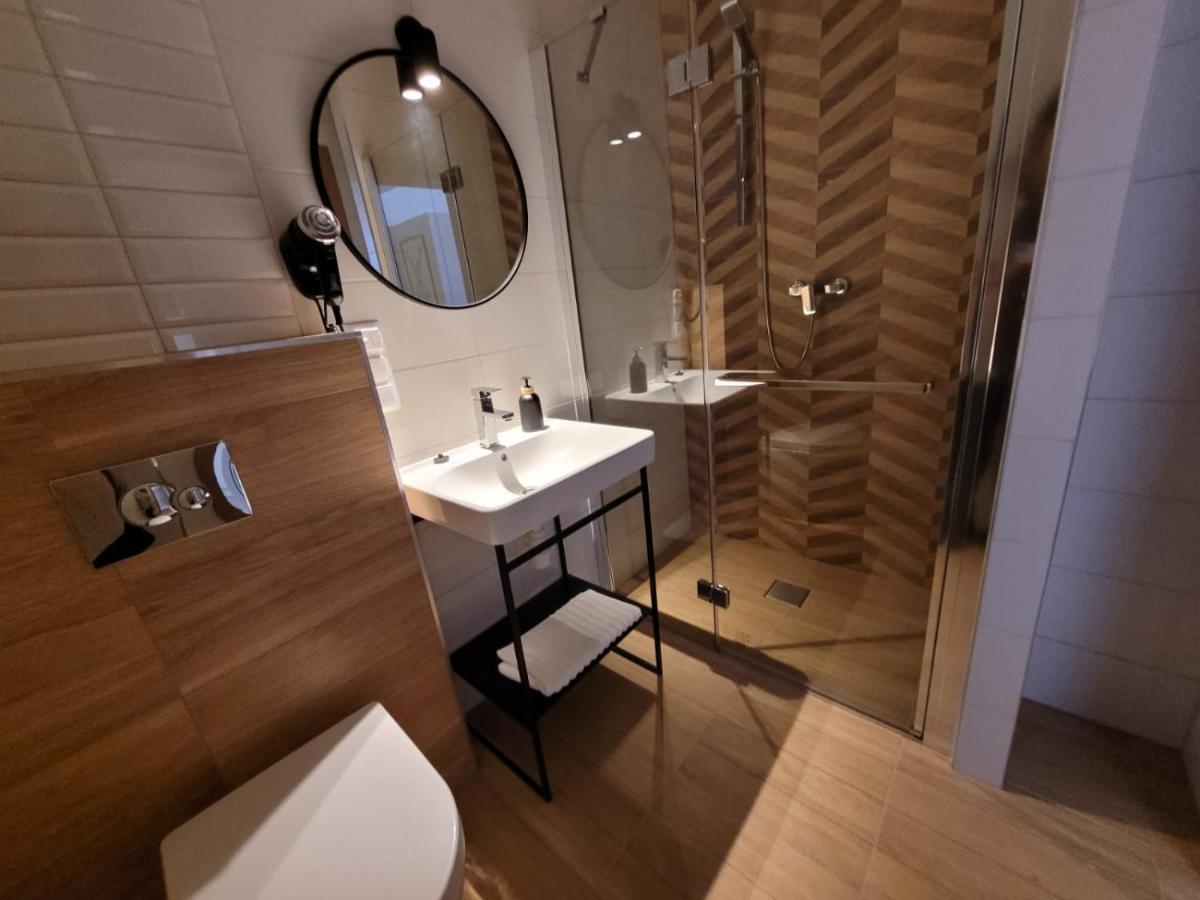 Good Sleep Bed and Breakfast Kolonowskie Εξωτερικό φωτογραφία